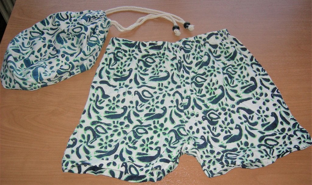 Jongens zwemshort + bijhorend zakje, Enfants & Bébés, Vêtements enfant | Taille 140, Neuf, Garçon, Local, Enlèvement ou Envoi