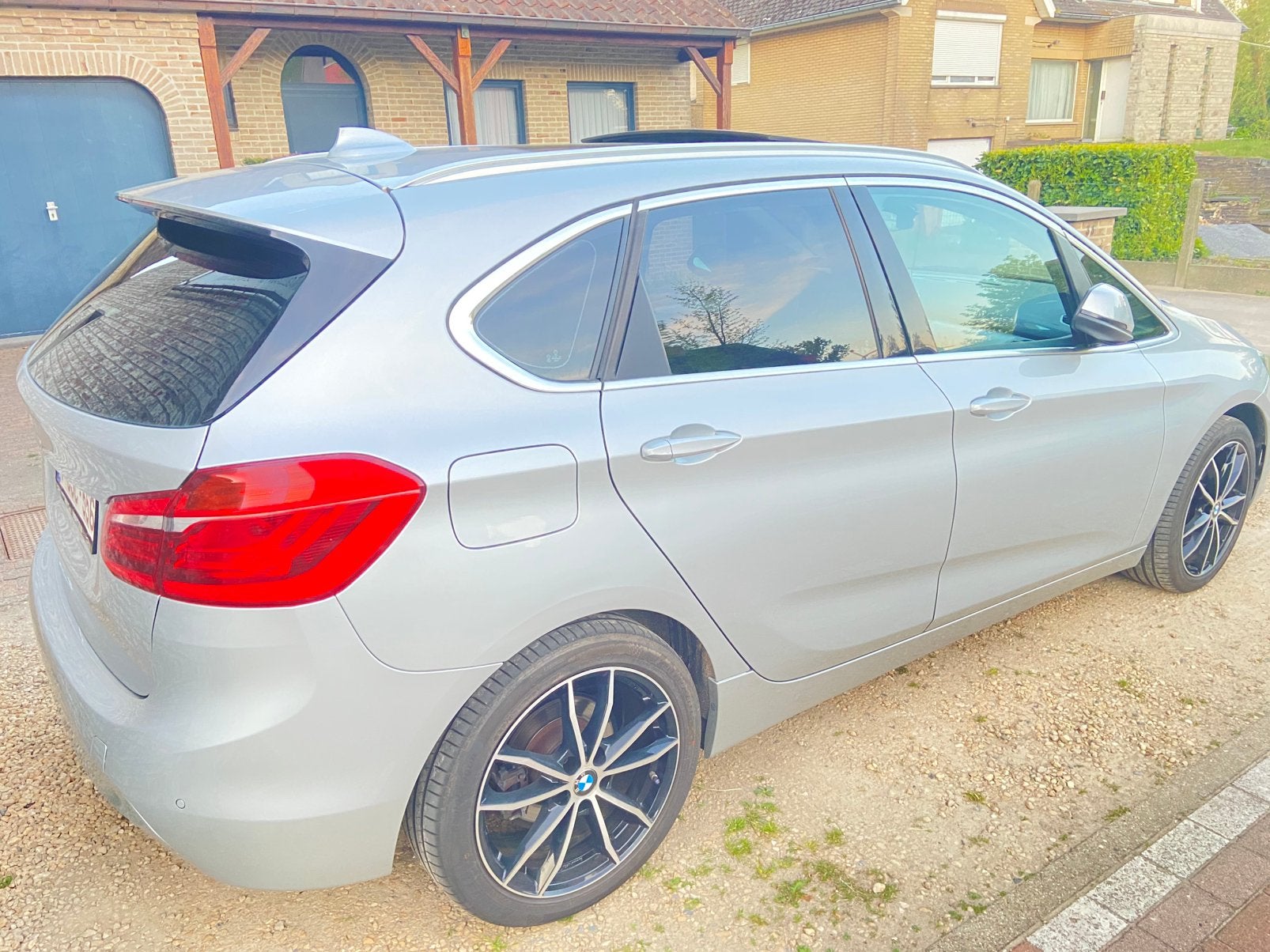 BMW F45 ACTIVE TOURER 218i TWIN TURBO 34.300 km’s!!!!ZGAN, Auto's, BMW, Euro 6, 2 Reeks Active Tourer, Particulier, Zilver of Grijs