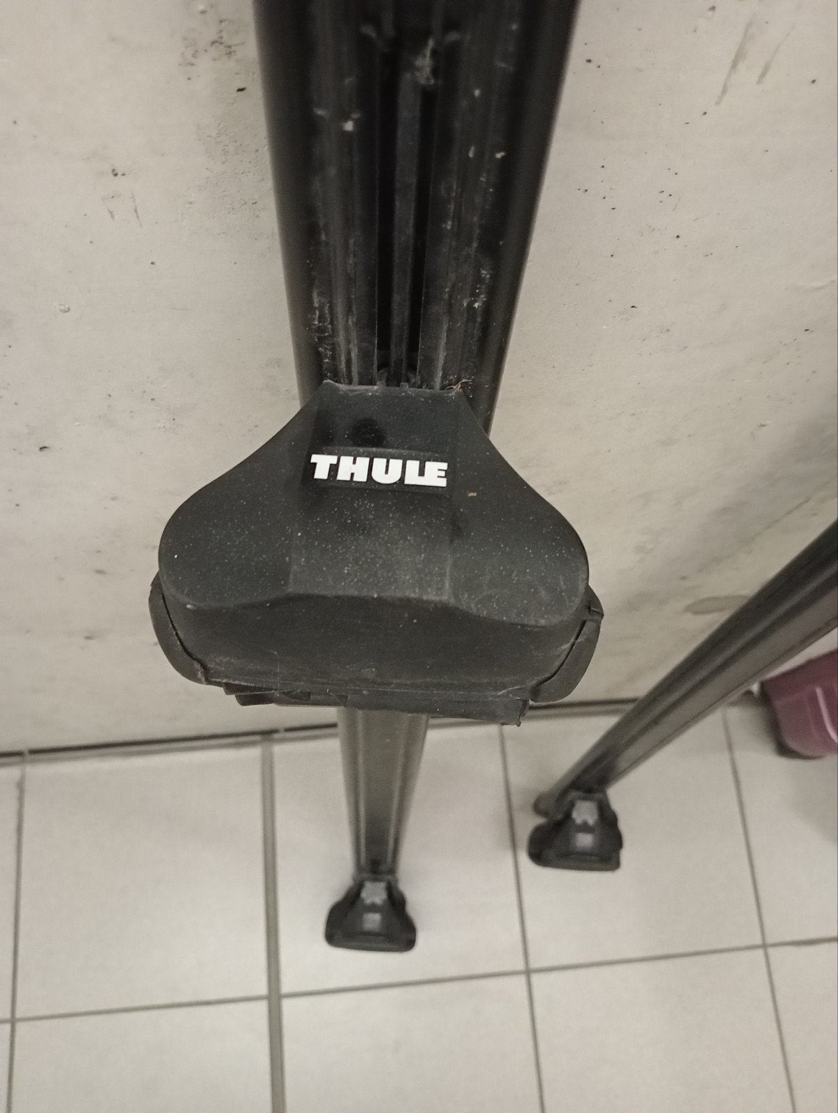 Barres de toit Thule Universal, Enlèvement ou Envoi, Utilisé