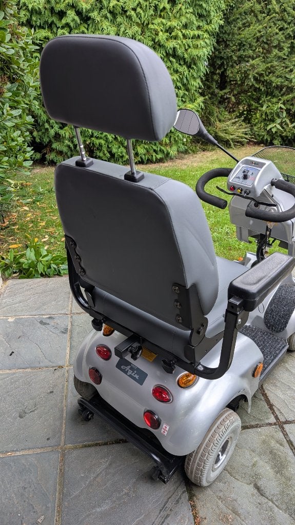 Scootmobiel - Mobiliteitsscooter - Seniorenmobiel - Agin, 10 km/u of minder, Gebruikt, 36 t/m 45 km, Ophalen