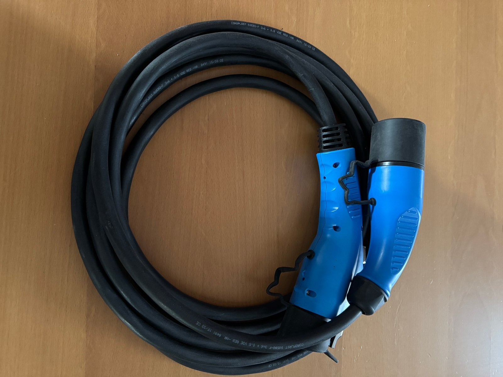 Kwalitatieve EVChargeKing Mode 3 laadkabel van 6 meter, Auto diversen, Laadpalen, Ophalen, Zo goed als nieuw, Laadpaal