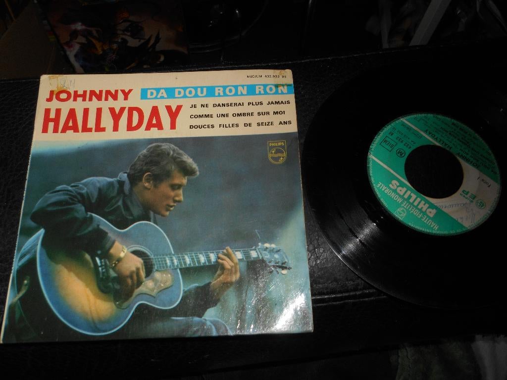 45T 4 pistes Johnny Hallyday " Da dou Ron Ron", Ophalen of Verzenden