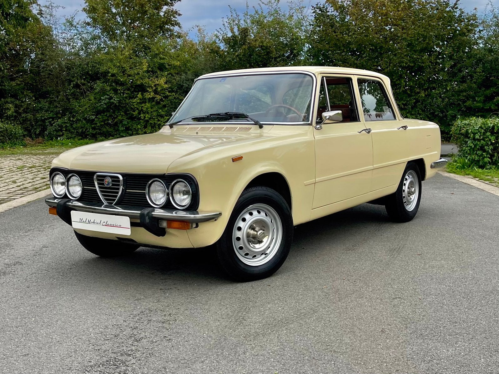 Alfa Romeo Giulia 1300 super, Auto's, Achterwielaandrijving, Beige, 5 deurs, Alfa Romeo
