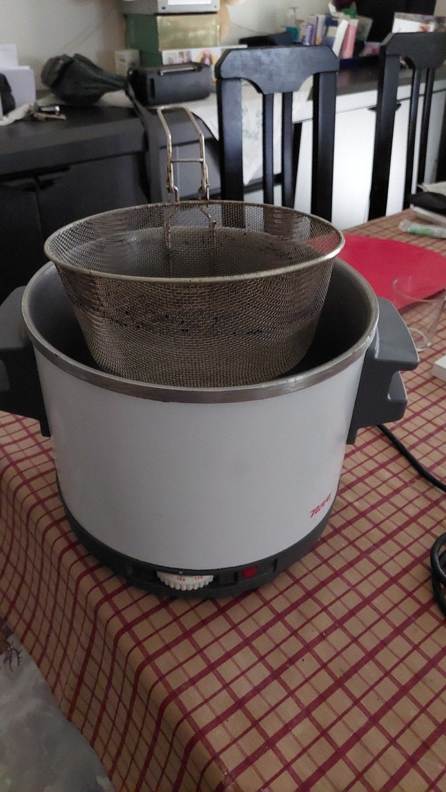 Friteuse NOVA 2000 W, Elektronische apparatuur, Ophalen of Verzenden, Gebruikt