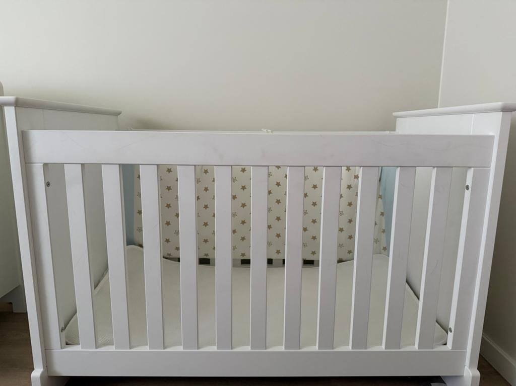 Lit/lit bébé neuf de Baby Park à vendre !, Enlèvement, Neuf