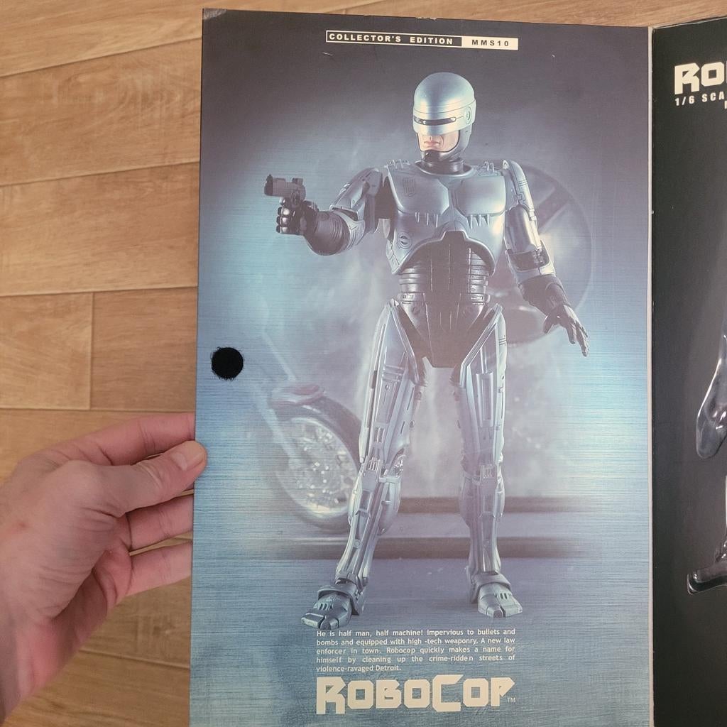 Figurine  hot toys tres rare robocop mms10 de 2006, Collections