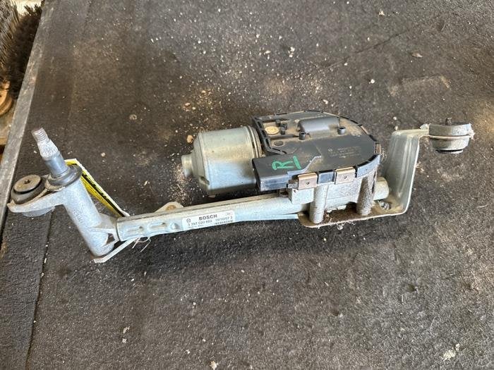 Moteur + mécanique essuie-glace d'un Volkswagen Golf Plus, Autos : Pièces & Accessoires, Volkswagen, -, 3 mois de garantie, Utilisé