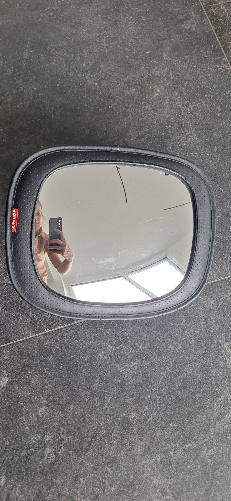 Autospiegel kind skip hop, Ophalen