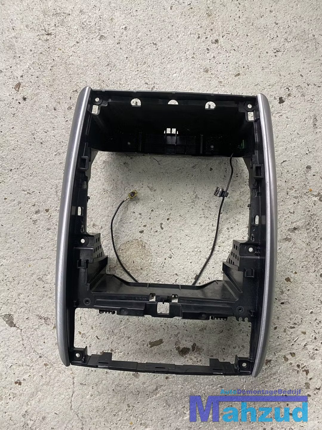 MERCEDES B-KLASSE W245 middenconsole radioframe 2005-2011, Mercedes-Benz AG, Mercedes-Benz, Utilisé, Mercedesstrasse 120
70372  Stuttgart, DE
