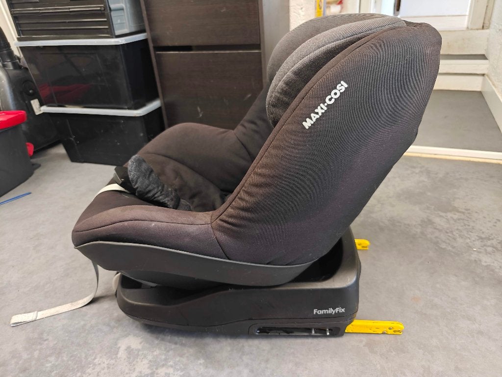 Maxi-Cosi Pearl autostoeltje met FamilyFix-onderstel(ISOFIX), Kinderen en Baby's, Autostoeltjes, Ophalen, Verstelbare rugleuning