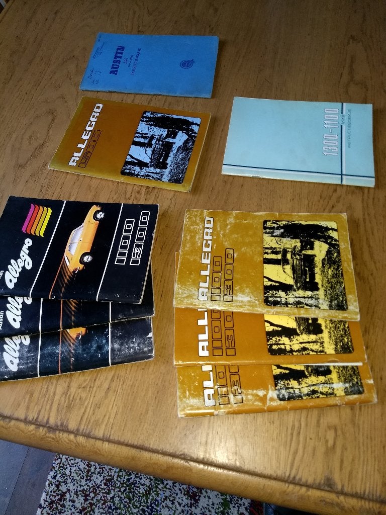 auto boeken  doos vol, Ophalen, Zo goed als nieuw, Overige merken