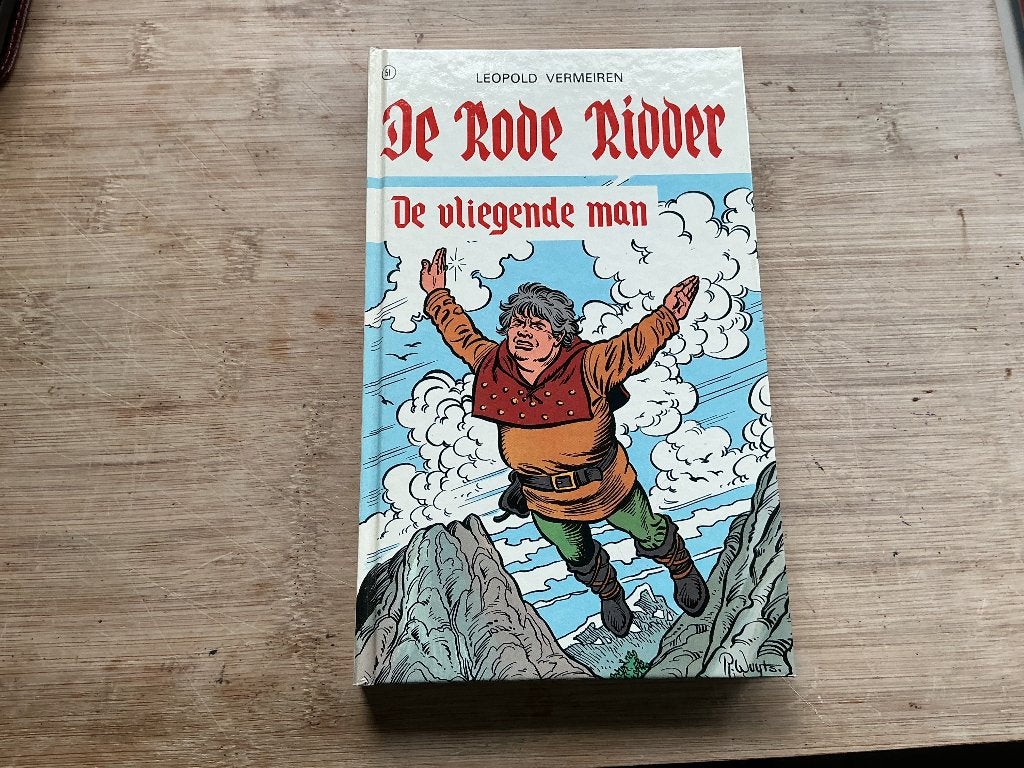 De rode ridder de vliegende man, Boeken, Gelezen, Leopold Vermeiren., Ophalen of Verzenden, Fictie