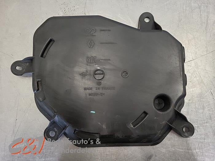 Plaque de protection divers d'un Renault Trafic, Renault, -, 3 mois de garantie, Utilisé
