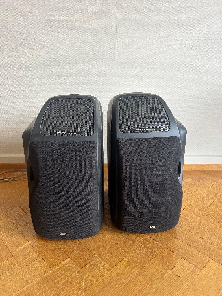 GRATIS - 2 luidsprekers, Audio, Tv en Foto, Luidsprekerboxen, Ophalen, Gebruikt, Complete surroundset, JVC