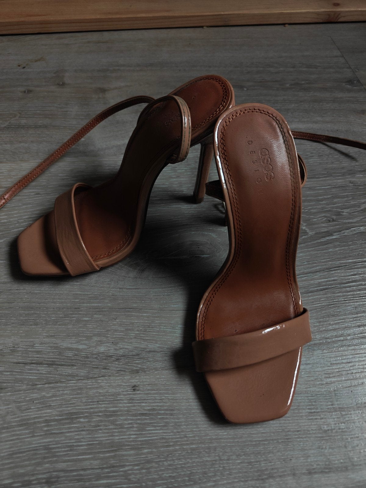 open pumps Mt 36 Assos, Ophalen of Verzenden, Beige