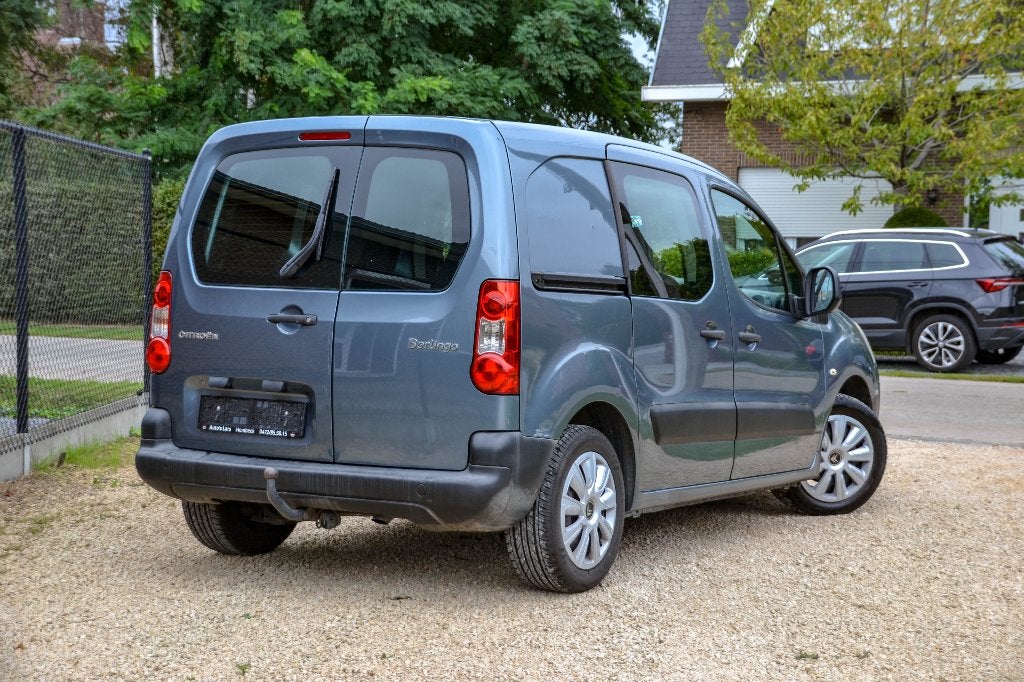 Citroen Berlingo 2010 Lichte Vracht 1.6 HDI, Auto's, Voorwielaandrijving, Stof, Zwart, Citroën