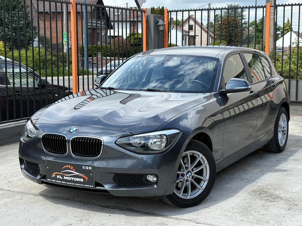 BMW 114d F20 154 000KM CARPASS 2015 EURO 5B, Auto's, BMW, Euro 5, Zwart, Leder, Bedrijf