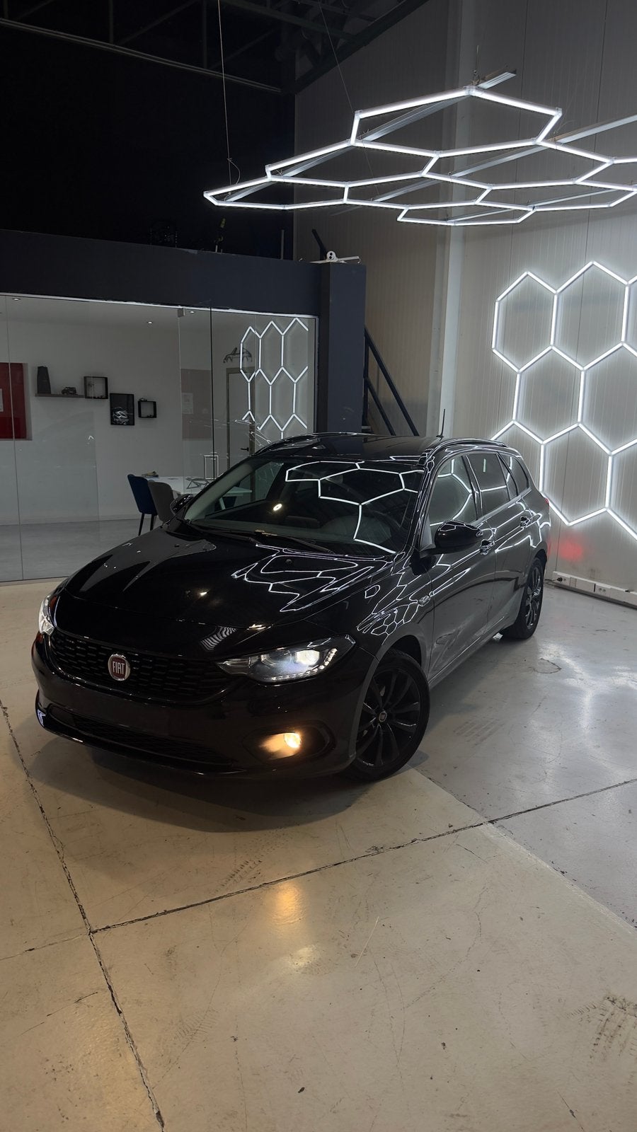 Pack noir pour Fiat Tipo Station Wagon 1.4 — S-Design, Euro 6, Entreprise, Boîte manuelle, 5 portes