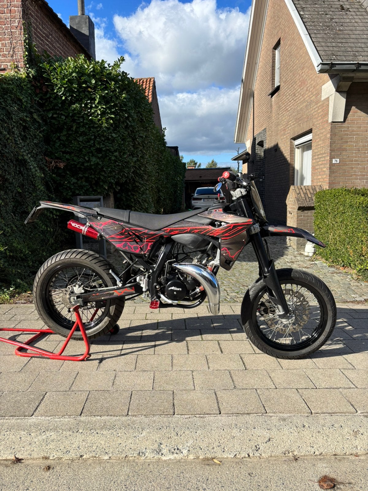Sherco SM-RS50, Fietsen en Brommers, 6 versnellingen, Zo goed als nieuw, 50 cc, Ophalen