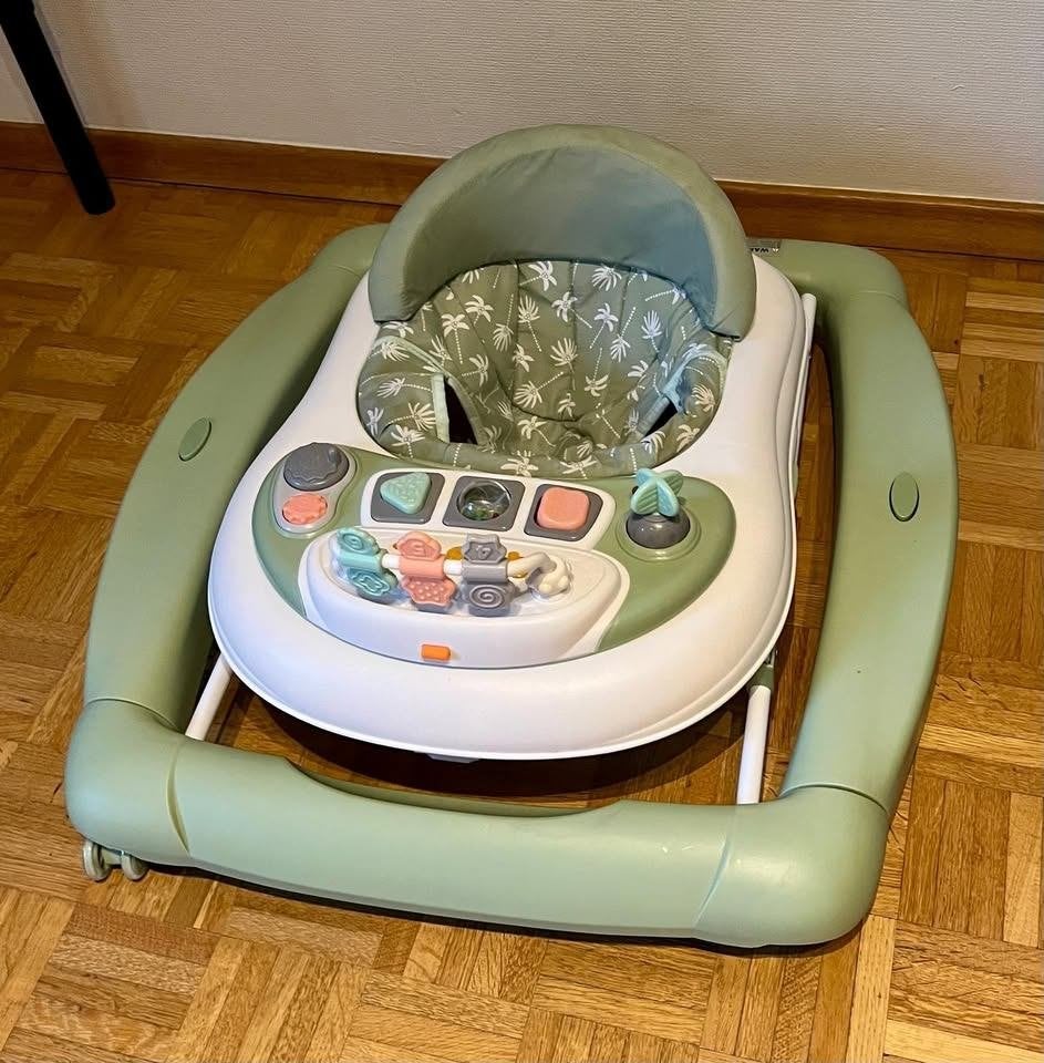 Trotteur bébé vert – comme neuf, Enlèvement, Comme neuf, Autres types, À roulettes