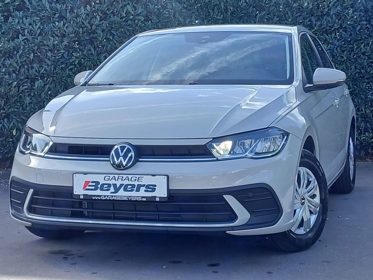 Volkswagen Polo TREND 1.0L MPI 80PK 5V !NIEUWE WAGEN, Auto's, Stof, Gebruikt, Beige, Bedrijf