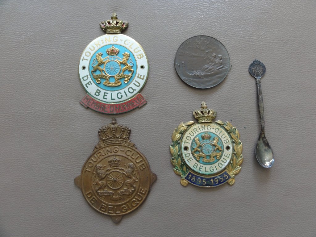 collection Touring Club de Belgique, Enlèvement