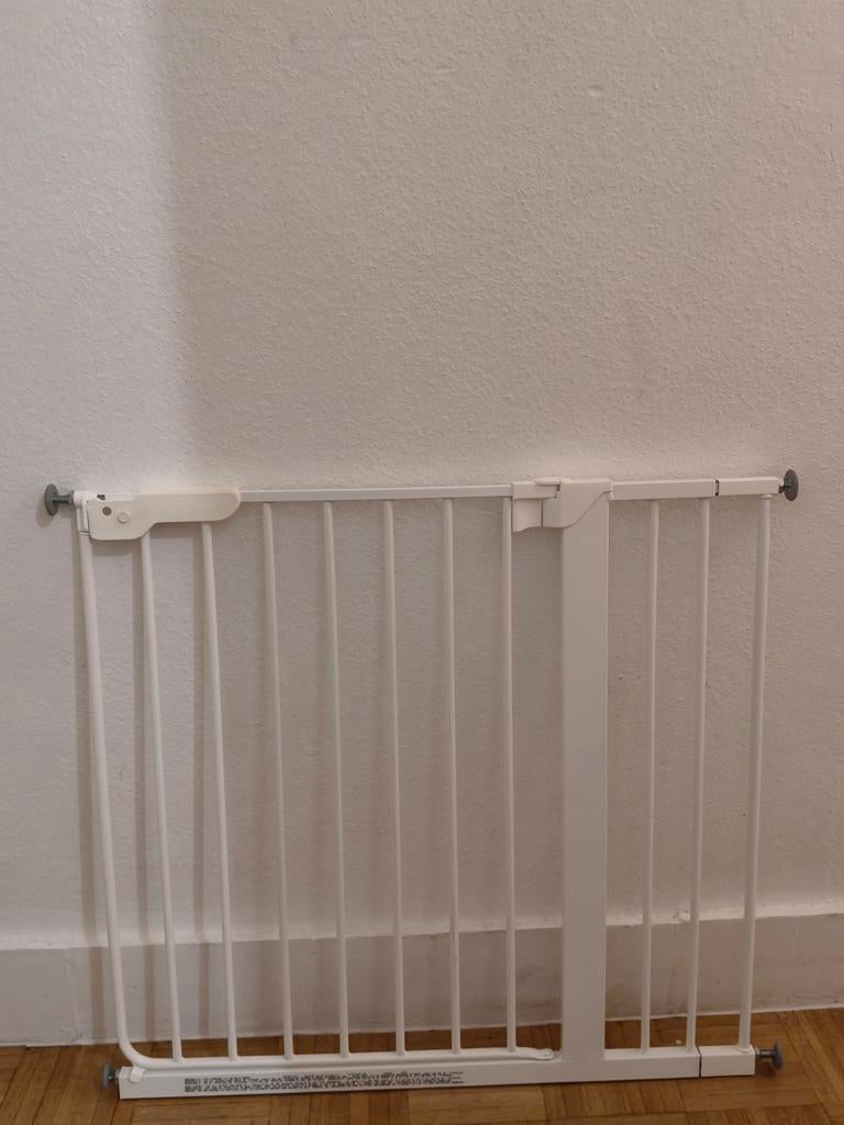 Barrières d'escalier. Security Barrier, Enlèvement