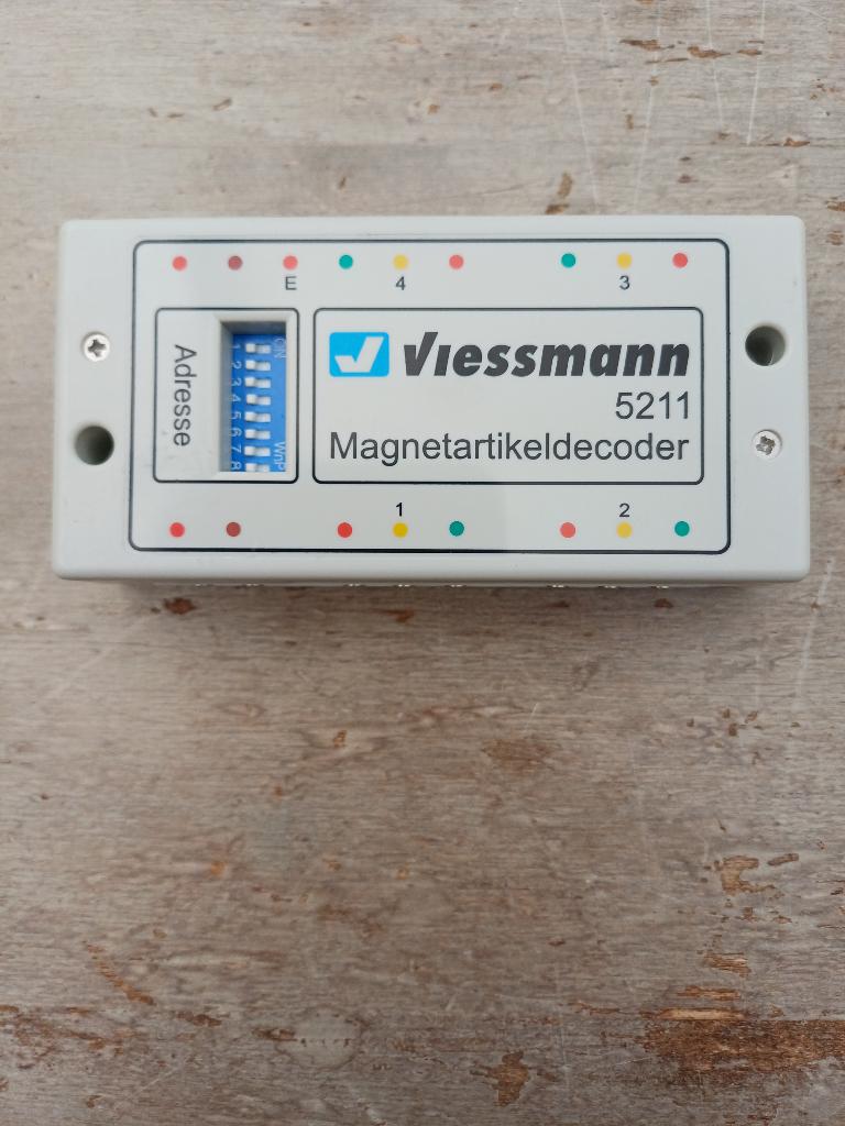 Viessmann 5211 digitale wisseldecoder (zoals marklin K83), Hobby en Vrije tijd, Modeltreinen | H0, Zo goed als nieuw, Overige typen