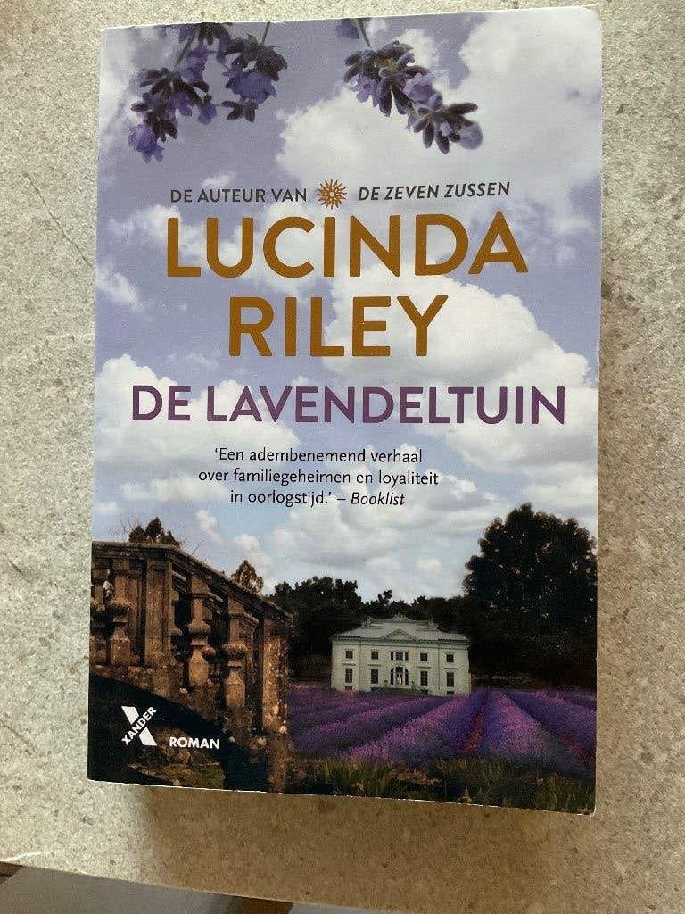 Boeken, Boeken, Ophalen, Zo goed als nieuw, Lucinda Riley