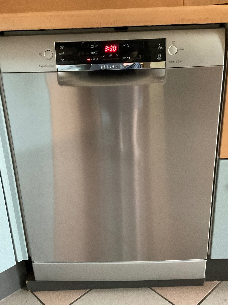 Bosch Serie 4 Vaatwasser RVS (2020) | Super Silence, Elektronische apparatuur, Vaatwasmachines, Ophalen, Gebruikt, Minder dan 85 cm