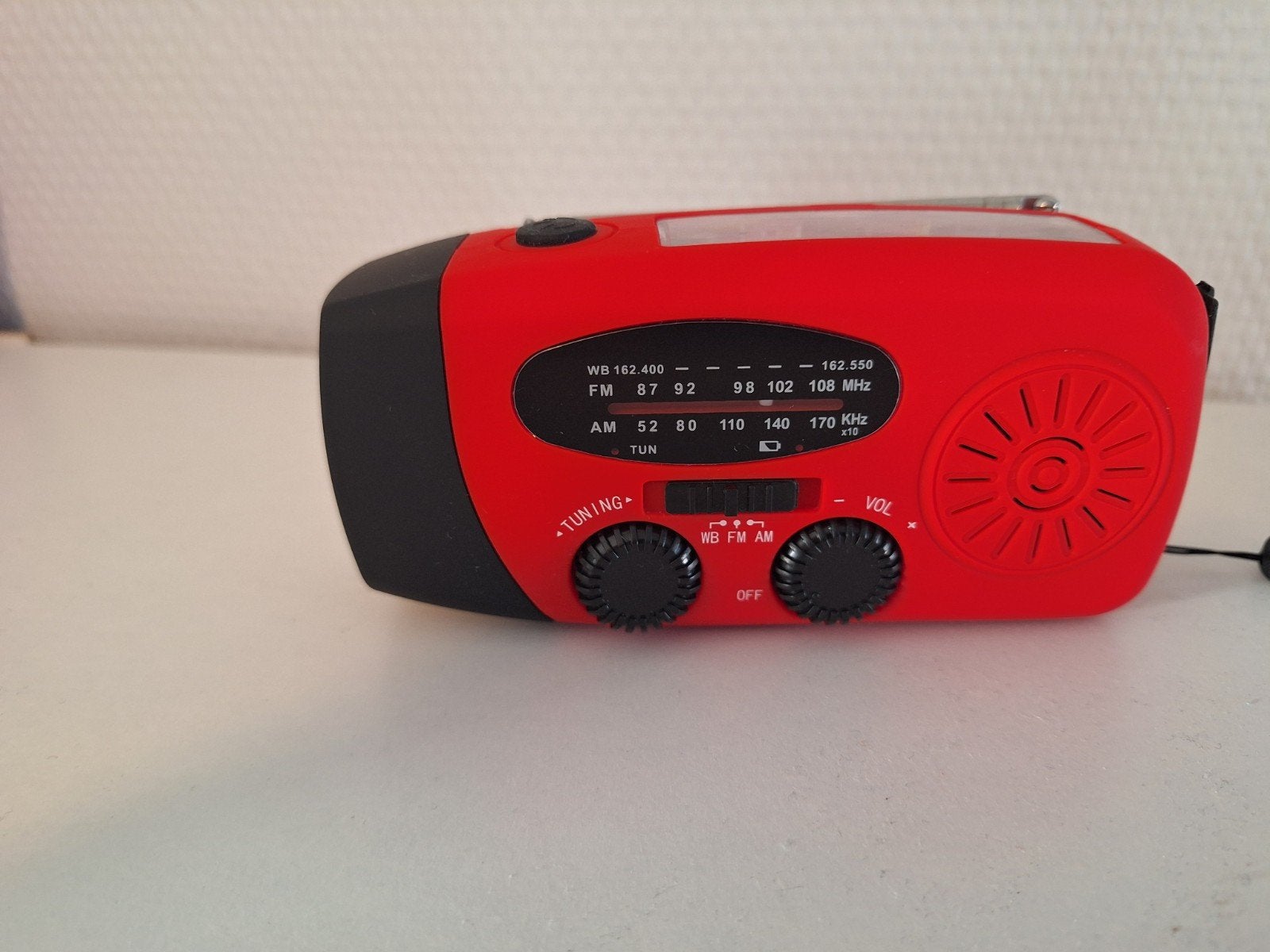 nood radio/ zaklamp/ powerbank, Ophalen of Verzenden, Radio