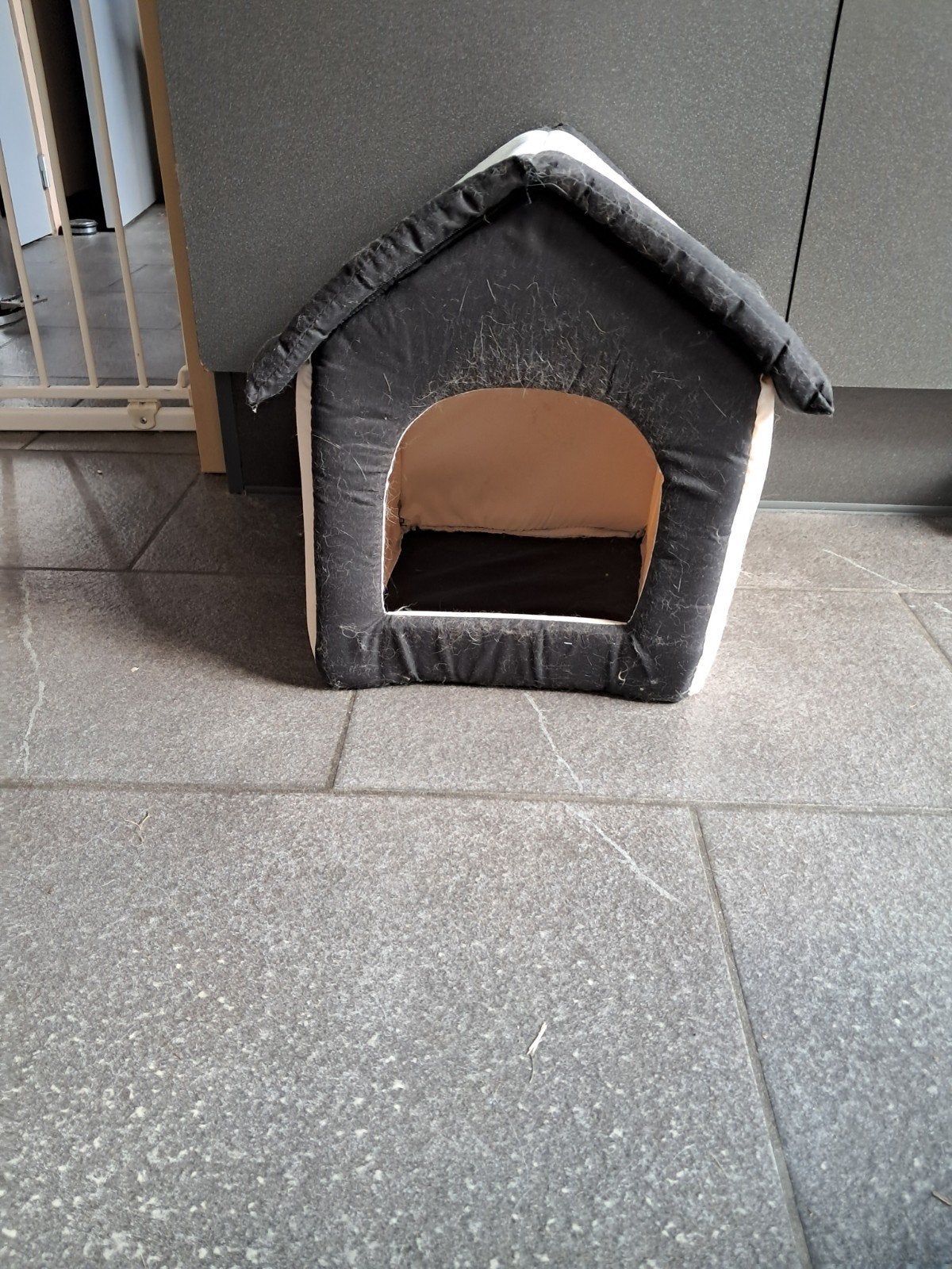 Kattenhuisje, Ophalen