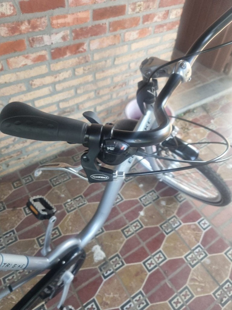 Tweedehands 3-wieler in goede staat ! Regio BERINGEN, Fietsen en Brommers, Velgrem, Versnellingen, Zo goed als nieuw, Ophalen