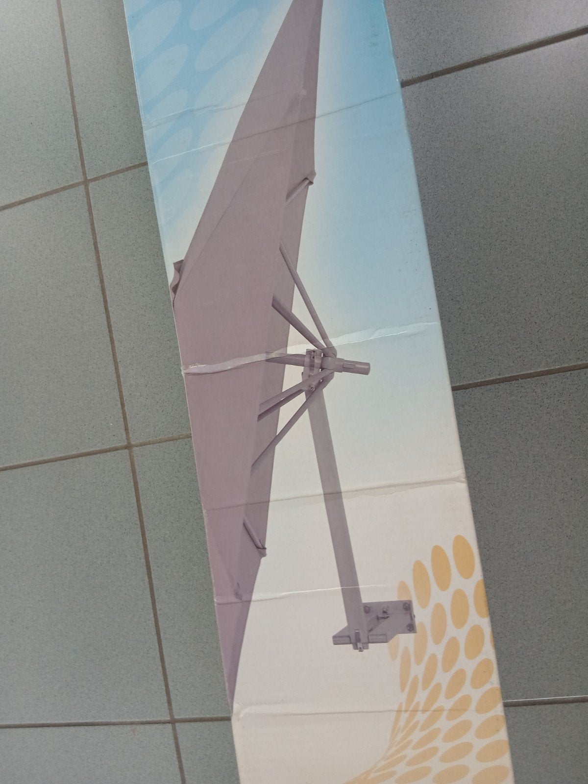 parasol met wandbevestiging, Ophalen