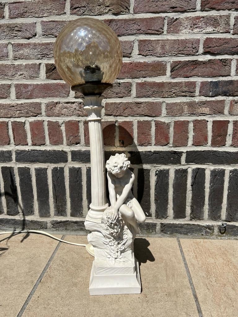 Une jolie lampe de table vintage, fonctionne, Enlèvement ou Envoi