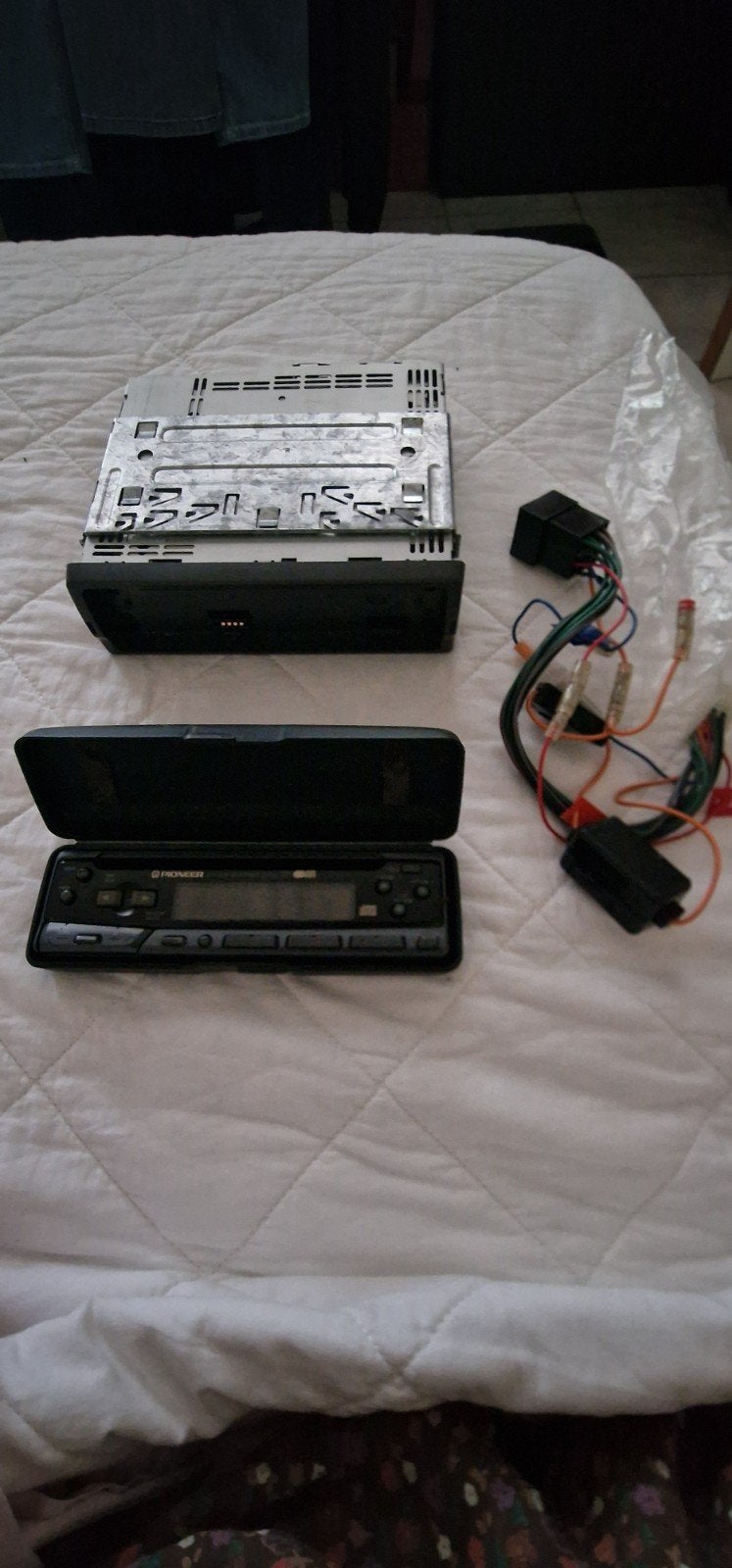Pioneer DEH-345R, autoradio youngtimer à l'ancienne, Autos : Divers, Autoradios, Enlèvement
