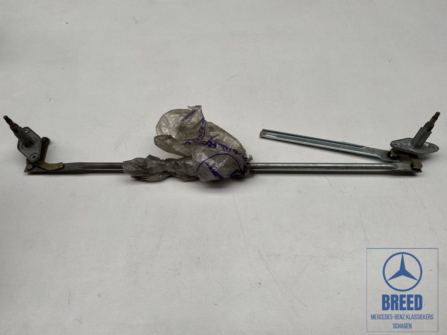 NOS ruitenwissermechaniek voor Mercedes-Benz W114 W115 /8, Neuf, -, -, Enlèvement ou Envoi