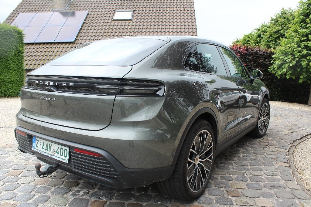 Porsche Macan 4, Achat, Entreprise, https://public.car-pass.be/vhr/369f47ac-7960-42ee-ac1c-72b689b6b631, Android Auto