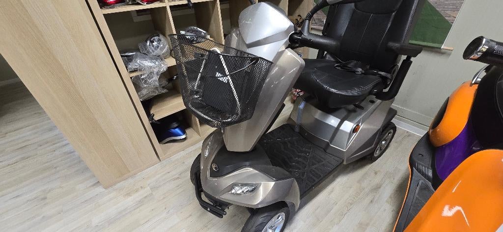 Kymco scootmobiel, Diversen, Ophalen, Gebruikt, Kymco, 16 t/m 25 km
