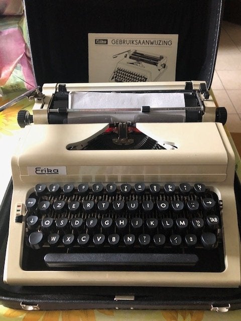 werkende typmachine in koffer, Antiek en Kunst, Ophalen of Verzenden
