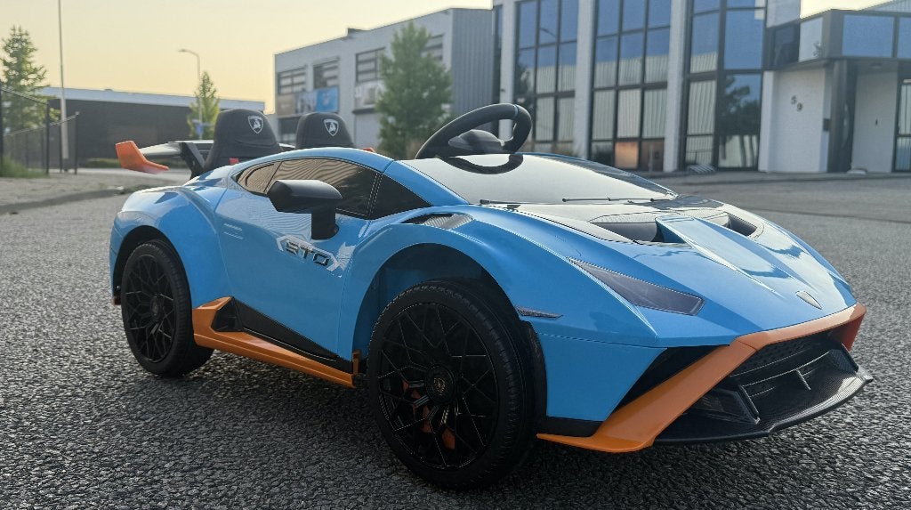 Lamborghini Huracan STO 12v Drift 9km per uur – Leder, Kinderen en Baby's, Speelgoed | Buiten | Accuvoertuigen, Ophalen of Verzenden