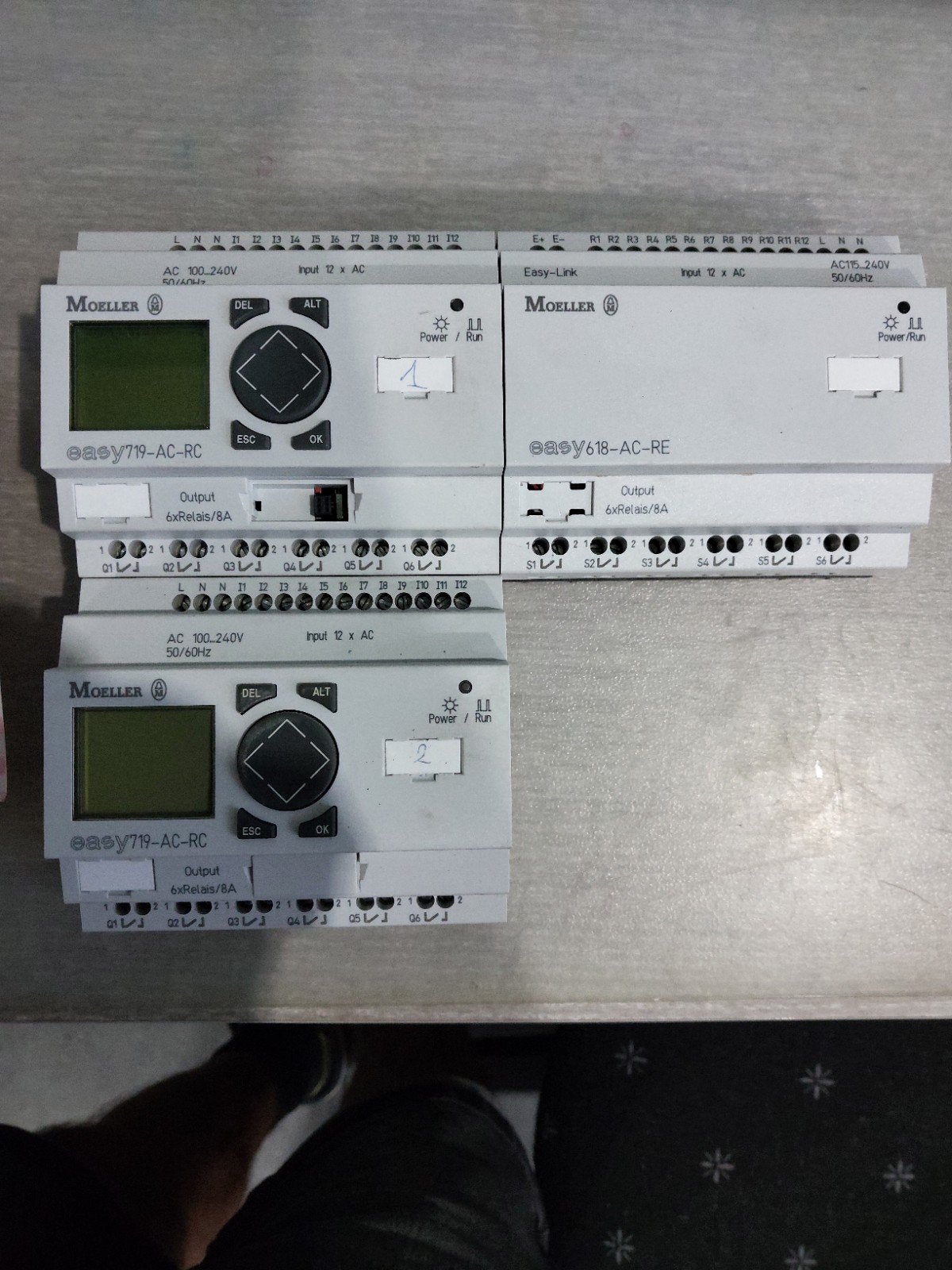 Partij Moeller / Eaton Easy PLC modules (2x easy719-AC-RC +, Doe-het-zelf en Bouw, Ophalen of Verzenden, Gebruikt, Eaton, Installatieautomaat