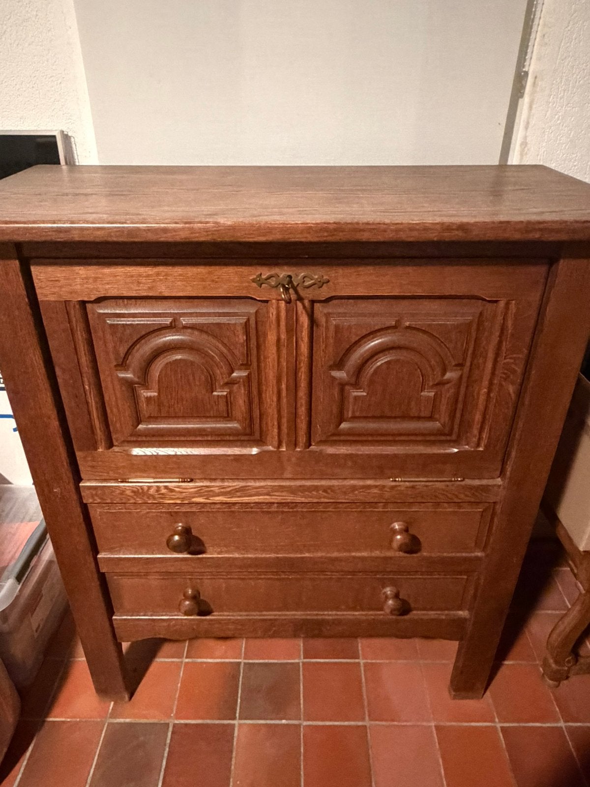 Meuble de bar en chêne, Enlèvement
