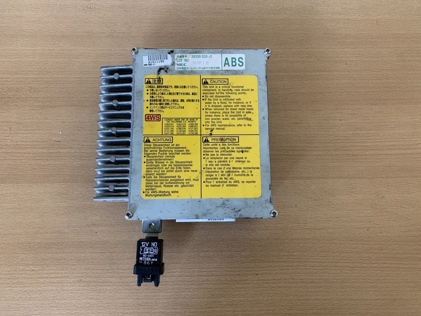 ABS computer honda prelude 2.2 1996 tot 2001 39300S30J1, Autos : Pièces & Accessoires, Électronique & Câbles, Honda, Utilisé, Enlèvement ou Envoi