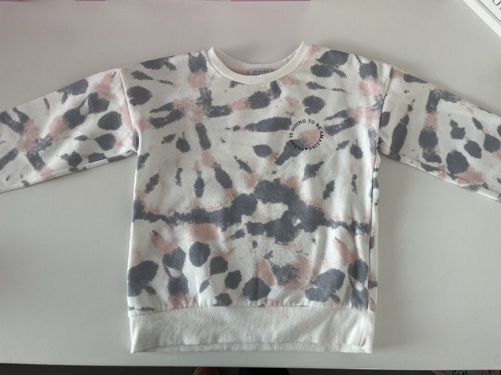 Wit/roze/grijze sweater maat 134, Kinderen en Baby's, Ophalen of Verzenden, Zo goed als nieuw, Meisje, Trui of Vest