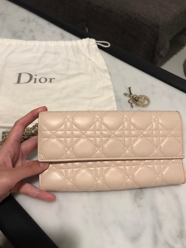 Portefeuille Lady Dior sur chaîne (blush), Enlèvement ou Envoi, Comme neuf, Rose, Sac à bandoulière