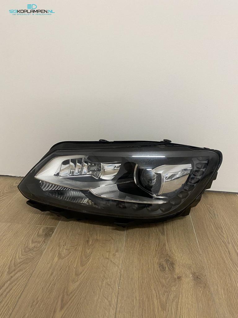 VW Volkswagen Caddy Touran facelift Xenon Led koplamp links, Auto-onderdelen, Verlichting, Volkswagen, Gebruikt, Ophalen of Verzenden