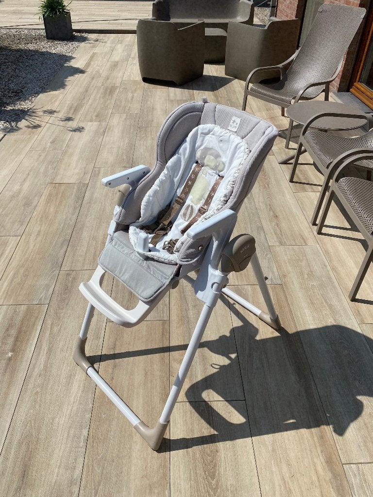 chaise haute bébé/enfant, Kinderen en Baby's, Kinderstoelen, Zo goed als nieuw, Meegroeistoel, Aanschuifbaar, Afneembaar eetblad