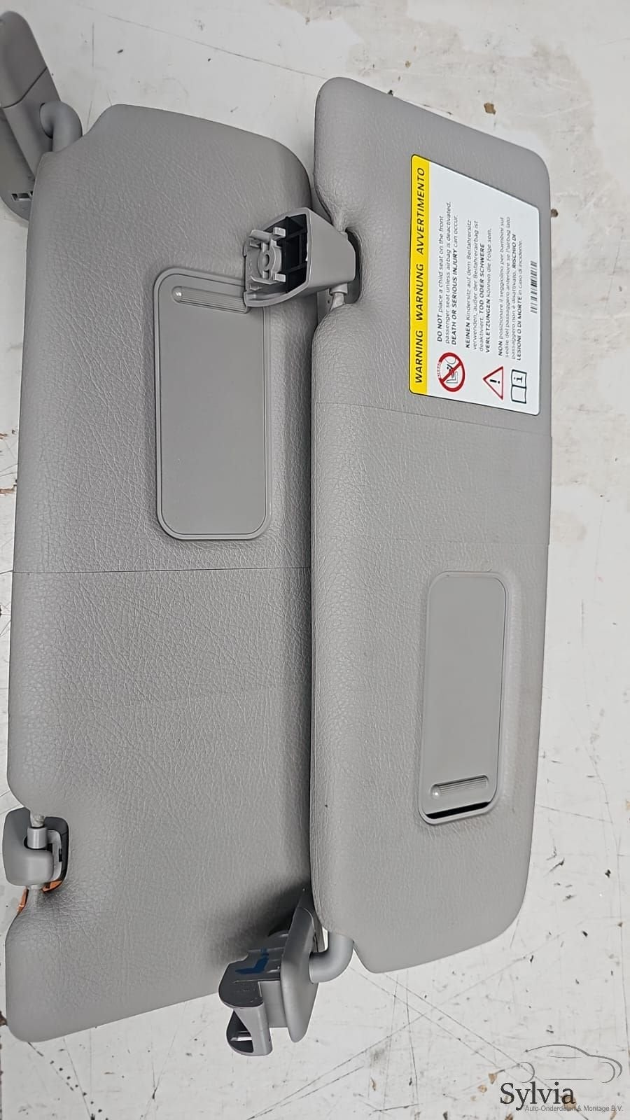 Zonneklep set BMW 1 serie F20 F21 51167423309 51447319154, -, Utilisé, -, -
