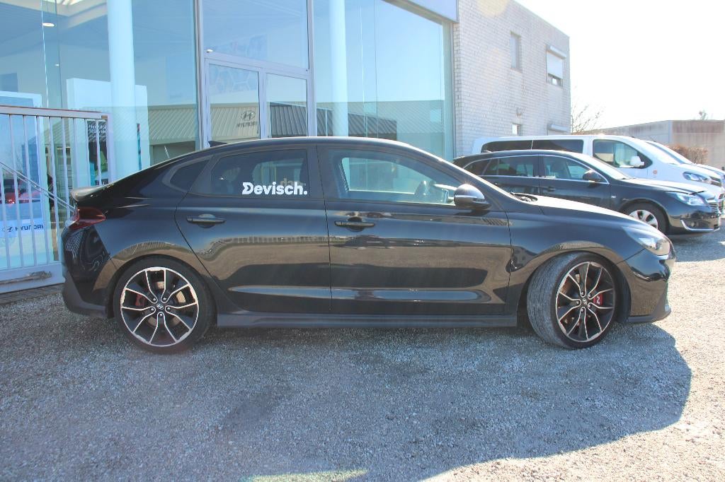 HYUNDAI I30 FASTBACK N 2.0 T-GDi N PERFORMANCE PACK, 4 cilinders, Leder en Stof, Zwart, Bedrijf